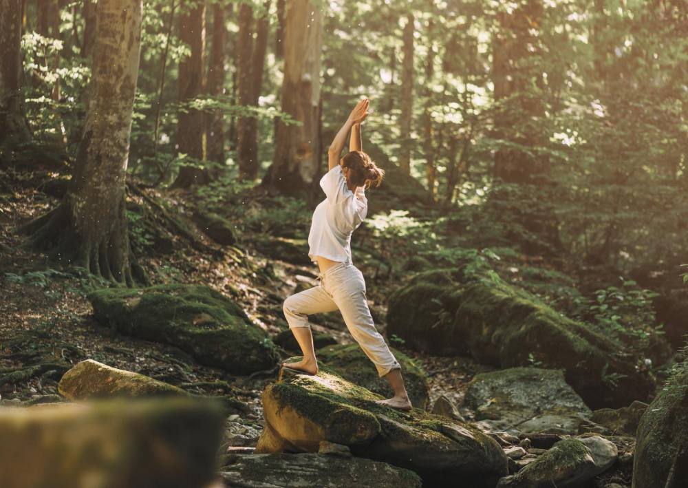 Best Yoga Photography Ideas: Go outdoor