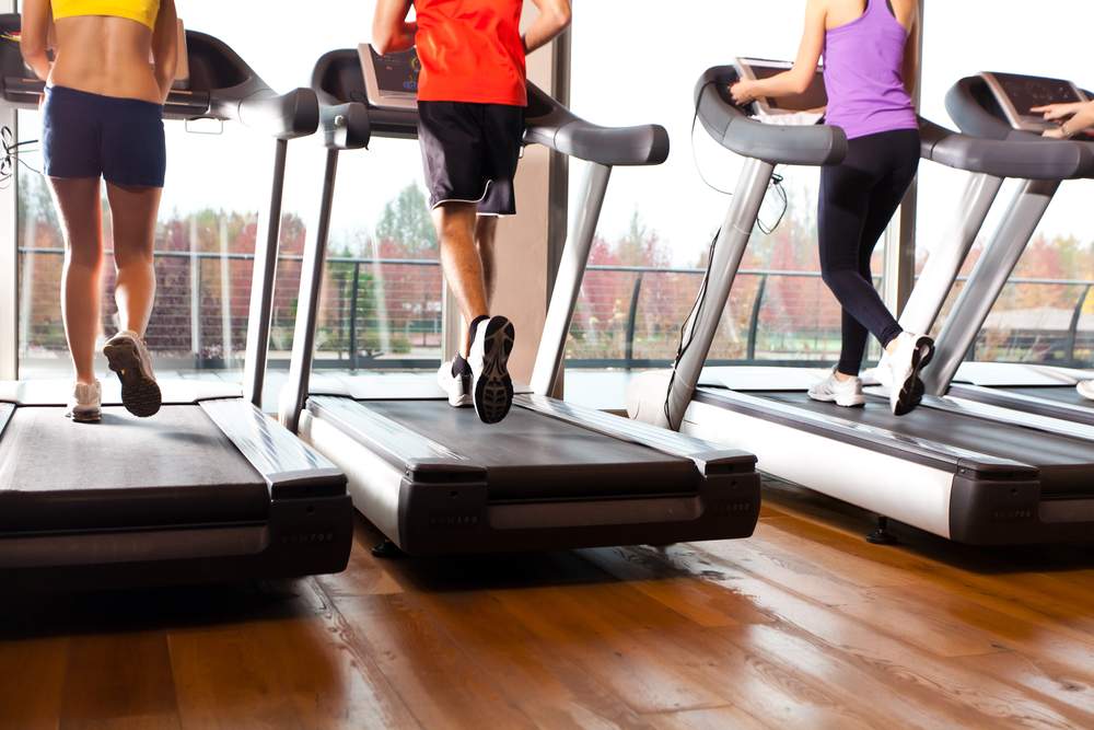 Potential risks of running barefoot on a treadmill